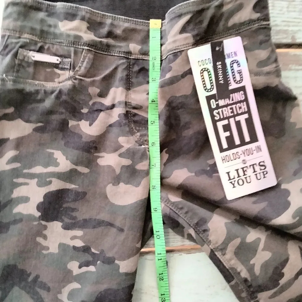 Coco + Carmen OMG Camouflage Skinny Jeans Size XS Holds You In Lifts You Up - Picture 13 of 16